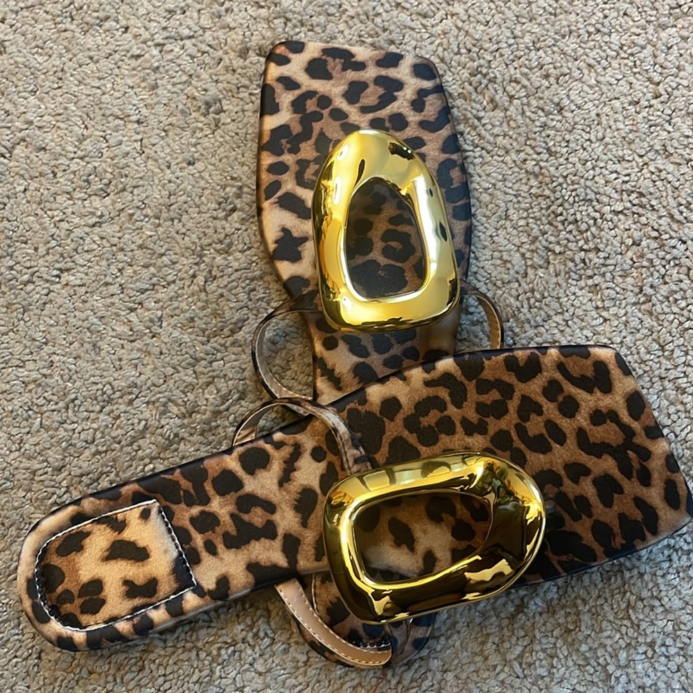 Women’s Slides